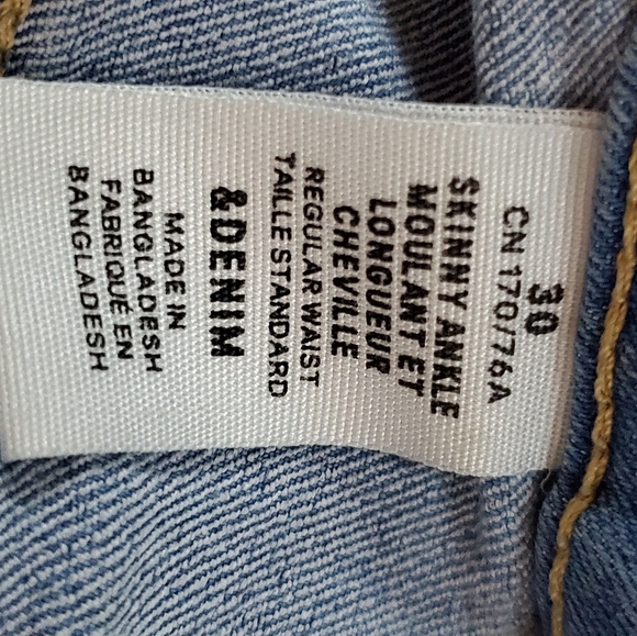 &DENIM WASHED BLUE JEANS - Picture 3 of 4